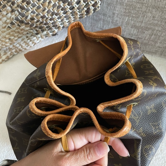 Authentic LV Montsouris GM Backpack Monogram - Picture 8 of 12